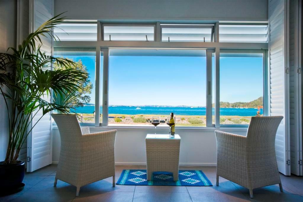 Waiheke Waterfront Lodge Oneroa エクステリア 写真