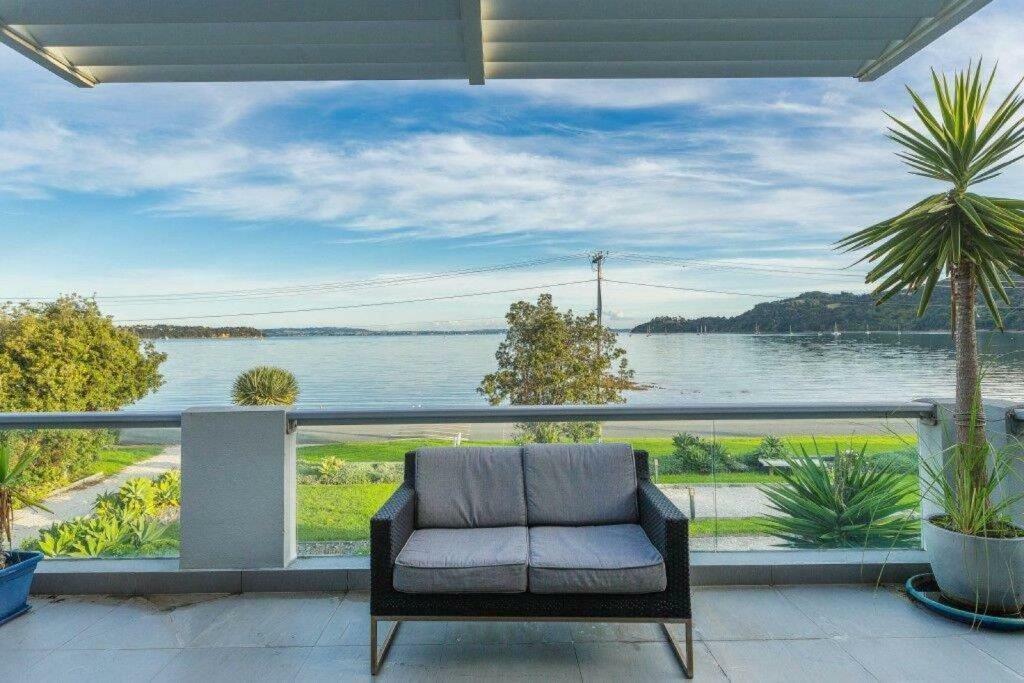 Waiheke Waterfront Lodge Oneroa エクステリア 写真