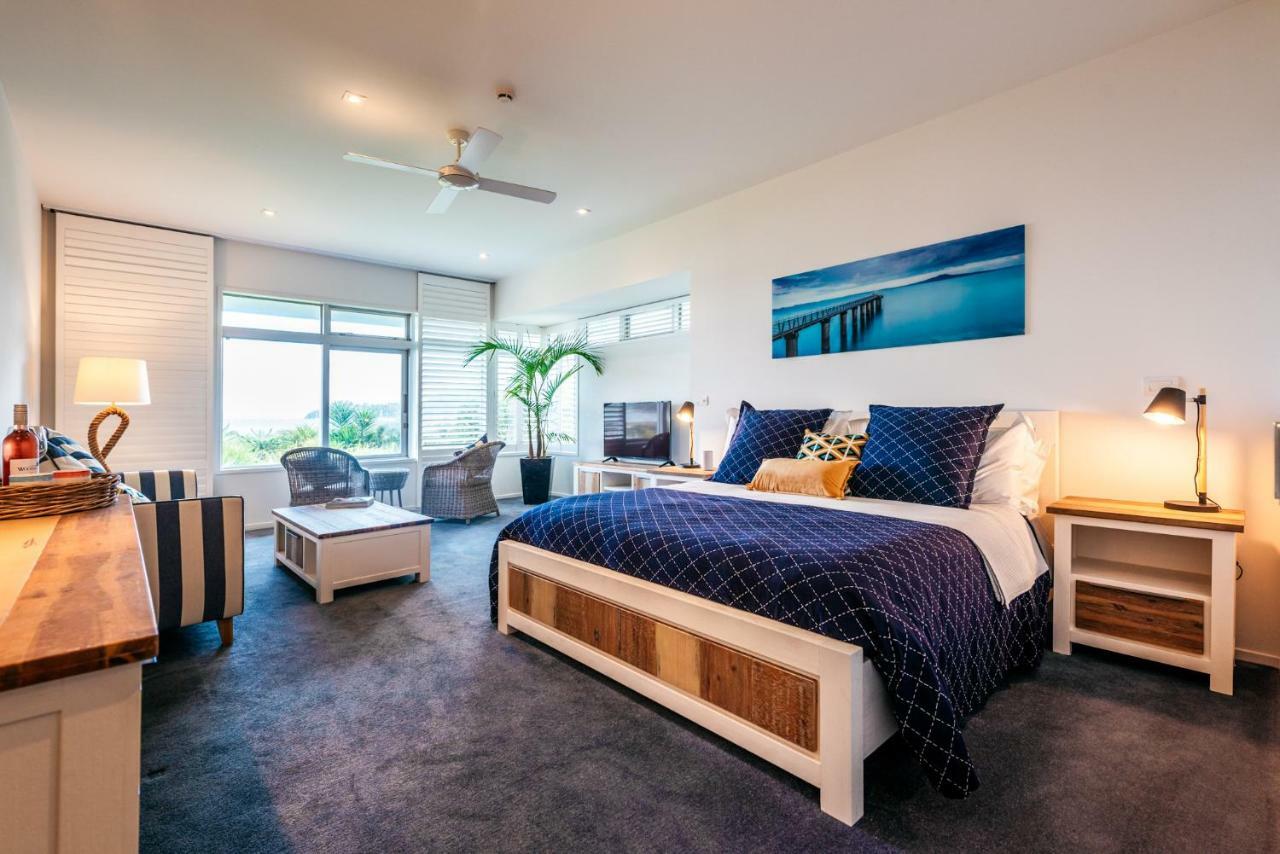 Waiheke Waterfront Lodge Oneroa エクステリア 写真