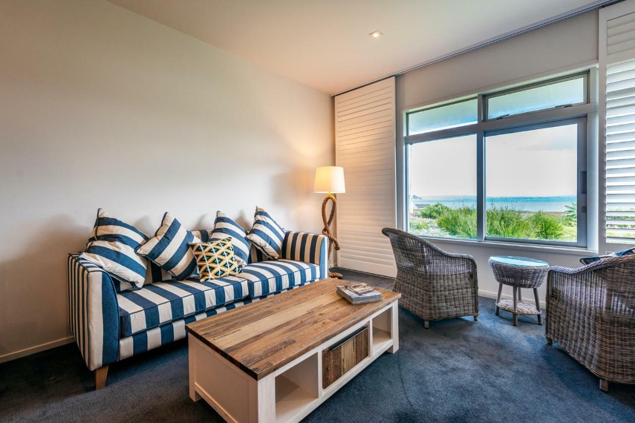 Waiheke Waterfront Lodge Oneroa エクステリア 写真