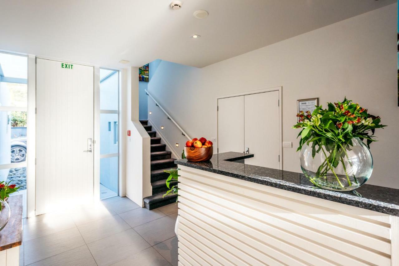 Waiheke Waterfront Lodge Oneroa エクステリア 写真