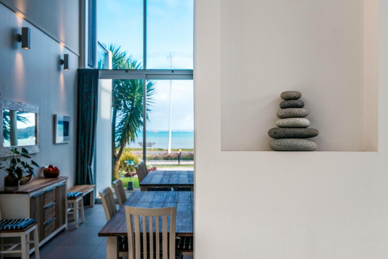 Waiheke Waterfront Lodge Oneroa エクステリア 写真