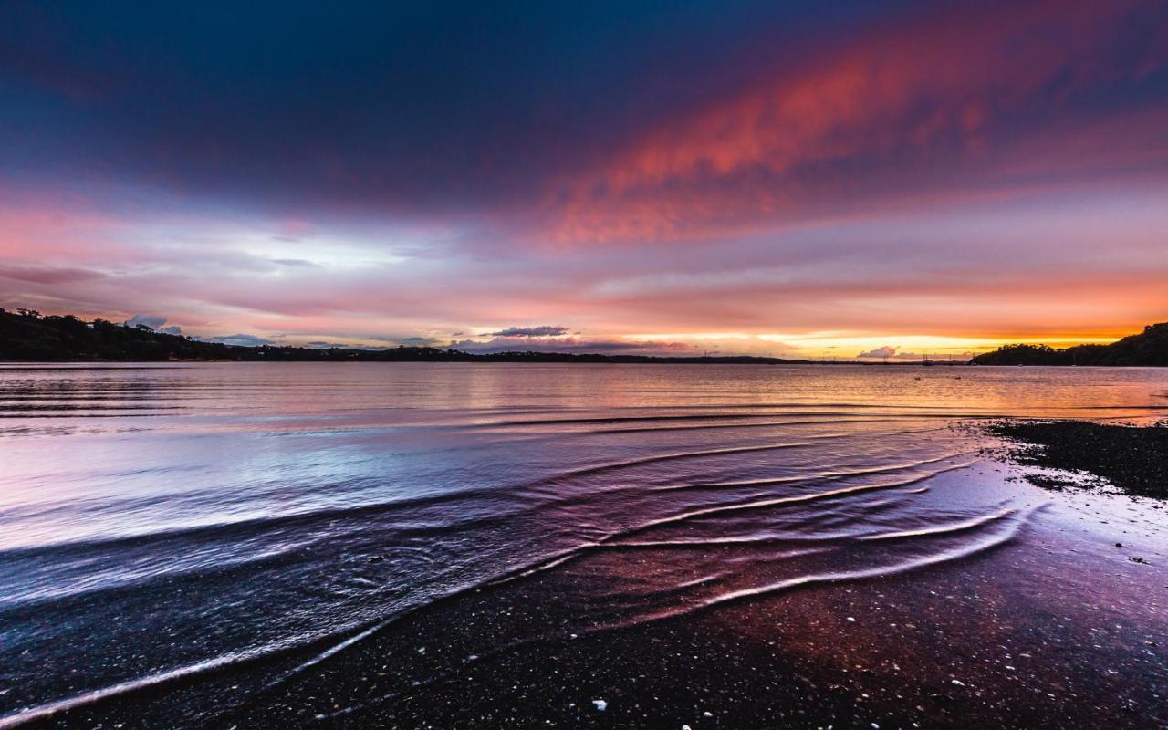 Waiheke Waterfront Lodge Oneroa エクステリア 写真
